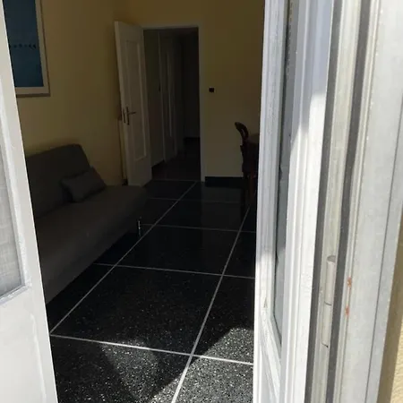 Apartment Via Bologna Nel Sopra Il Porto - Genovainrelax *